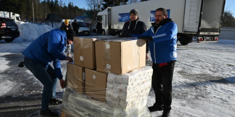 Около 20 тонн гуманитарной помощи отправили в Ростовскую область псковичи - 2022-03-02 15:05:00 - 1