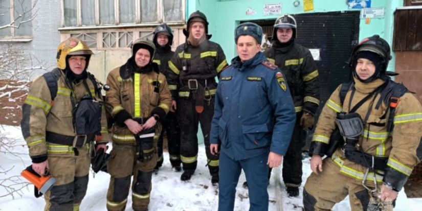 Псковские огнеборцы спасли на пожаре четырех человек - 2024-01-16 15:35:00 - 1