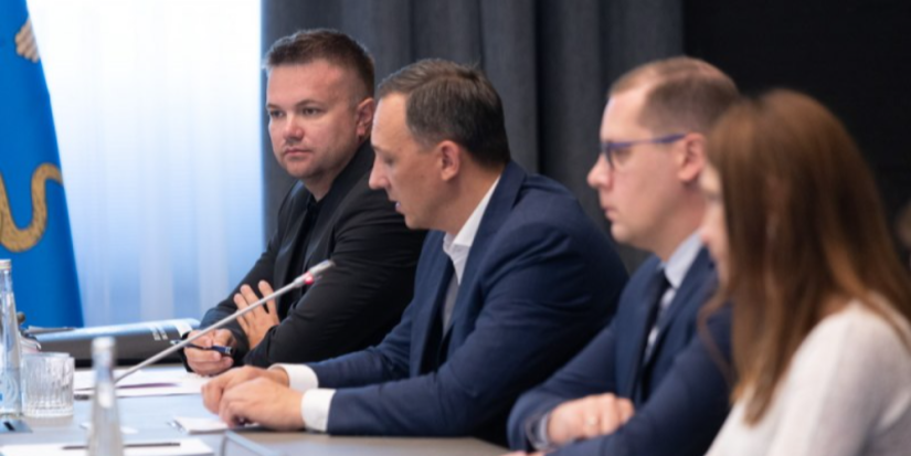 Михаил Ведерников проконтролировал реализацию проекта «Регион для молодых» - 2023-08-10 15:05:00 - 1