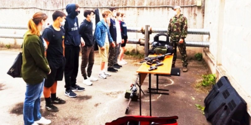 «Урок мужества» прошел в военно-патриотическом лагере «Юный спецназовец» - 2021-06-17 09:56:00 - 1