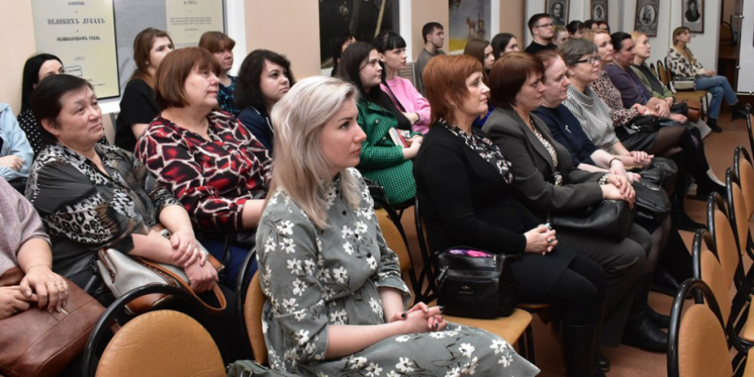 Великолучане встретились в финалисткой Всероссийского конкурса «Классная тема» - 2023-03-13 10:35:00 - 1