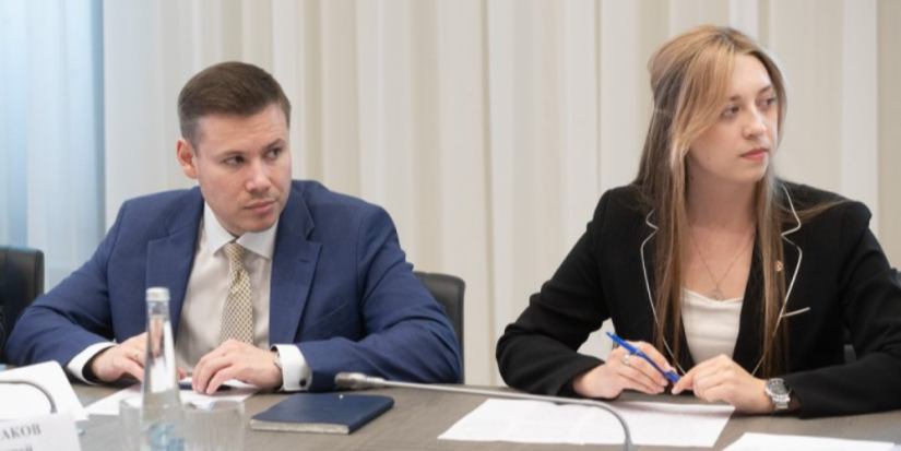 Систему трудоустройства и закрепление кадров в регионе обсудили в Пскове - 2024-04-18 09:05:00 - 1