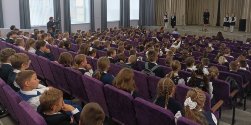 В Великих Луках прошел День безопасности дорожного движения - 2022-09-08 11:35:00 - 1