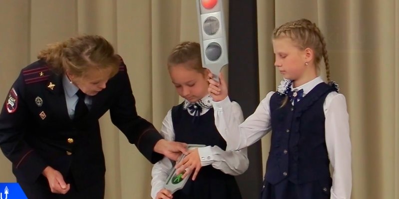 Правила поведения на дороге школьникам напомнили сотрудники Госавтоинспекции - 2022-09-15 20:00:00 - 1