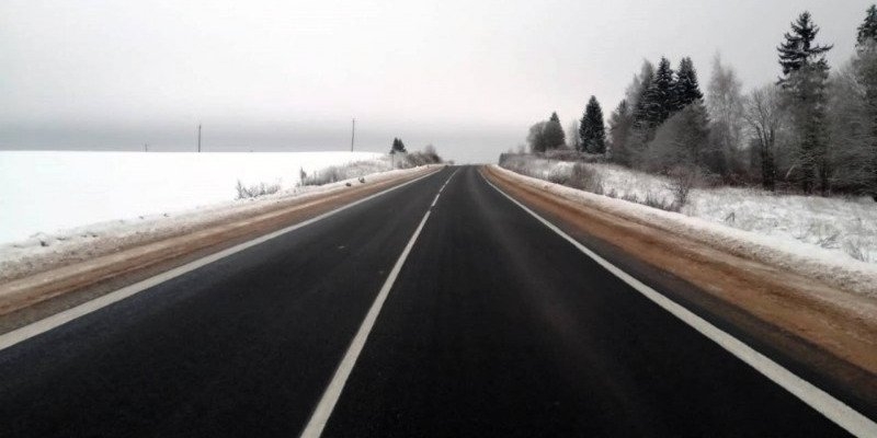 В Печорском районе отремонтирован важный для транзита участок дороги - 2022-12-14 09:05:00 - 1