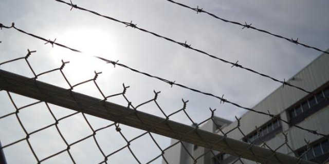 Суд отправил жительницу Великих Лук в колонию за кражу банковской карты - 2022-05-19 10:05:00 - 1