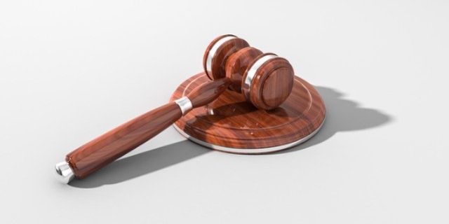 Четверо псковичей осуждены за контрабанду табачных изделий - 2021-04-16 11:48:00 - 1