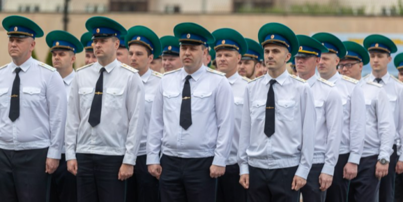 Лучшим специалистам погранслужбы Псковской области вручены региональные награды - 2024-05-28 15:35:00 - 1