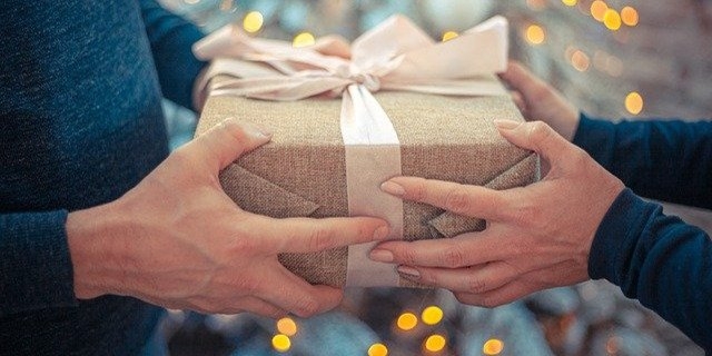 В Псковской области более 23 тыс подарков получат дети отдельных категорий - 2022-12-22 14:05:00 - 1