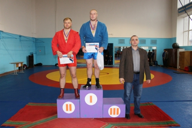 Великолучане завоевали пять золотых медалей на Чемпионате Псковской области по боевому самбо (+фото) - 2018-10-28 17:05:00 - 1