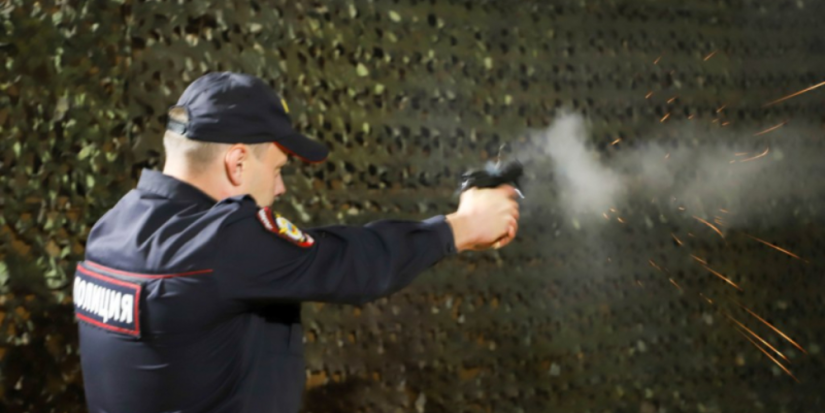 В МВД региона прошли соревнования по преодолению полосы препятствий со стрельбой - 2023-06-16 10:35:00 - 1