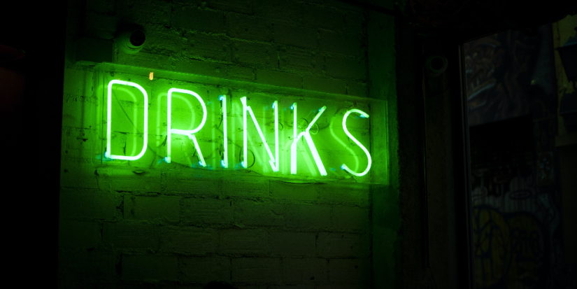 Россияне одобряют запрет на продажу алкоголя молодежи - 2023-05-16 19:05:00 - 1