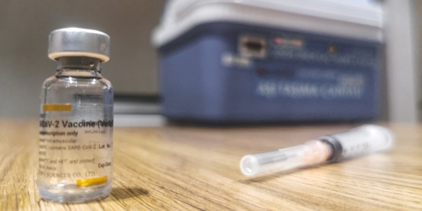 Эксперт заявил о неспособности вакцинации остановить распространение COVID-19 - 2021-10-14 19:30:00 - 1