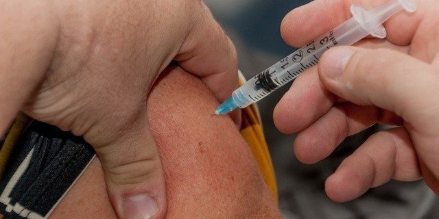 В Псковской области необходимо привить от гриппа более 370 тыс граждан - 2022-11-25 09:35:00 - 1