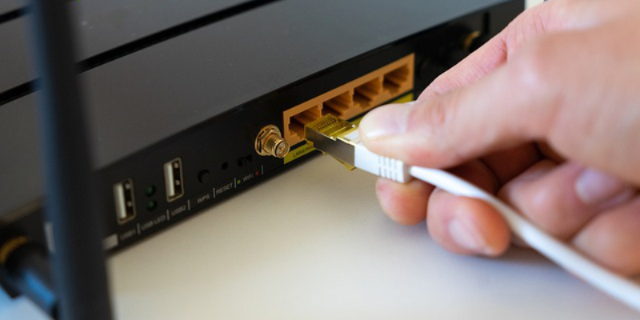 В работе интернета по всей России произошел массовый сбой - 2021-03-10 13:00:00 - 1