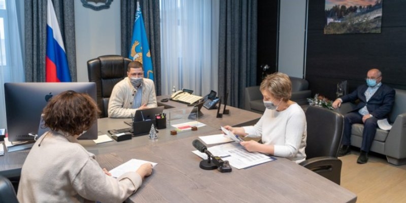 Михаил Ведерников провел совещание по эпидобстановке - 2022-01-10 09:05:00 - 1