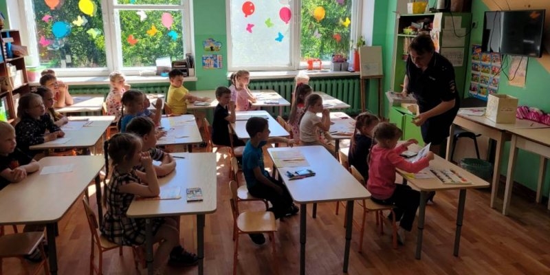 В Острове для детей прошла акция «Безопасное лето» - 2022-06-21 18:05:00 - 1