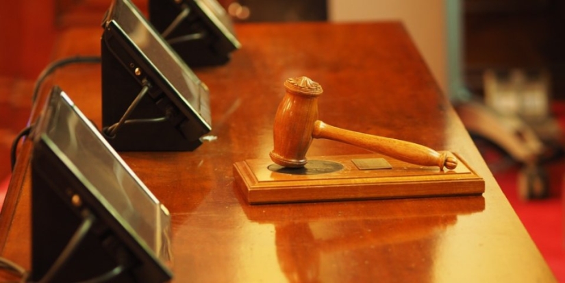 Великолучанин осужден за хранение контрафактного алкоголя - 2021-09-21 15:14:00 - 1