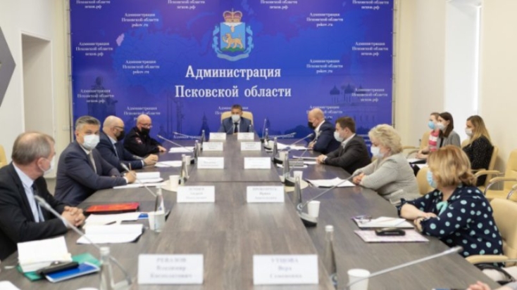 Безопасность перевозок к местам отдыха обсудили в Администрации области - 2021-06-01 12:36:00 - 1