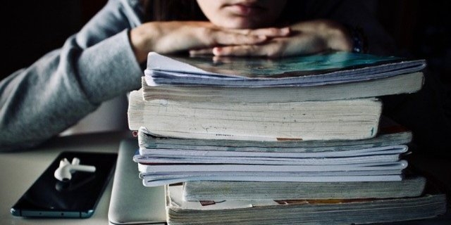 Учебники по новым образовательным стандартам появятся в российских школах - 2022-07-28 19:00:00 - 1