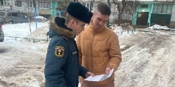 Рейд по предупреждению пожаров прошел в Великих Луках - 2022-12-26 12:35:00 - 1
