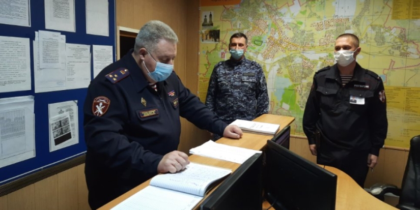 Начальник Росгвардии Псковской области посетил великолукские подразделения - 2021-10-28 12:35:00 - 1