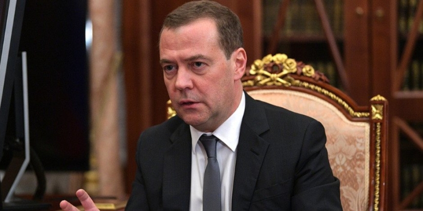 Залогом победы частичную мобилизацию назвал Дмитрий Медведев - 2022-10-10 18:00:00 - 1