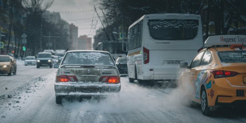 Россияне смогут жаловаться в ГИБДД на нарушителей с помощью смартфона - 2021-12-17 18:30:00 - 1
