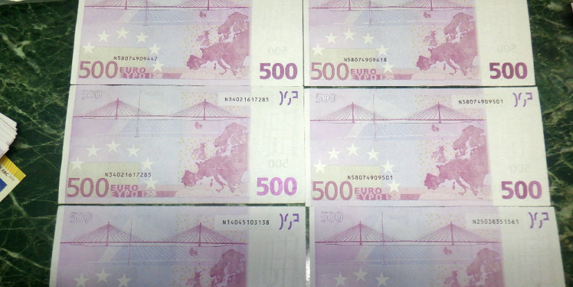 Почти 50 тысяч долларов изъяли у иностранной гражданки на Псковской таможне - 2023-03-03 15:35:00 - 1