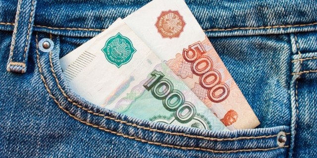 Великолучане получили свою зарплату после вмешательства судебных приставов - 2022-10-25 13:05:00 - 1