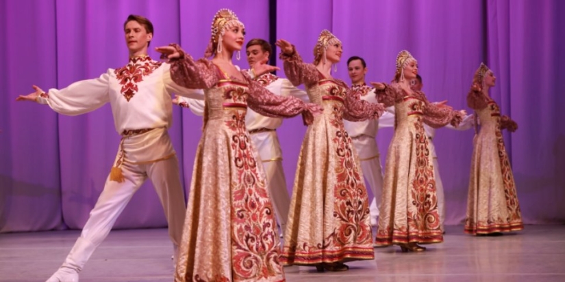 В рамках большого гастрольного тура Ансамбль танца Сибири посетит Псков - 2021-09-21 12:14:00 - 1