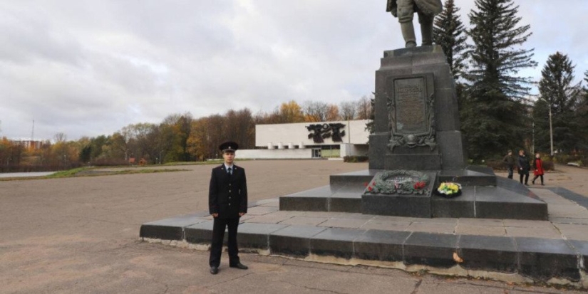Великолукский полицейский вышел на второй этап конкурса «Народный участковый» - 2022-10-07 14:35:00 - 1
