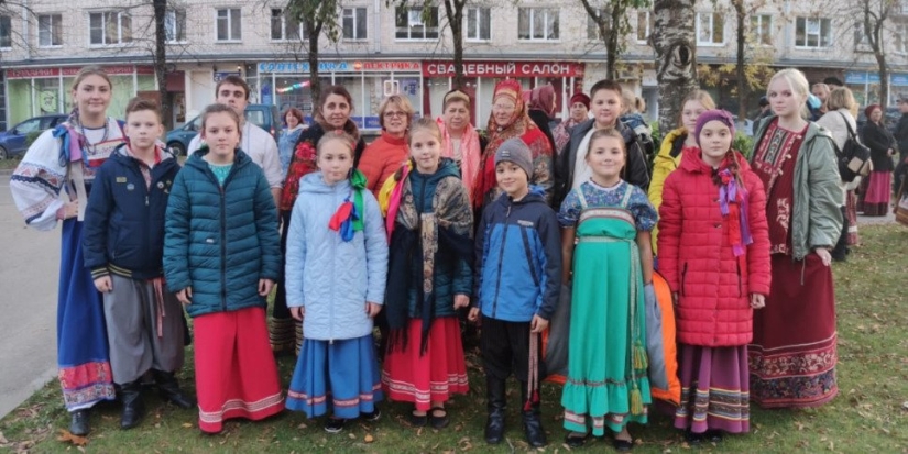 Ансамбль «Заряница» принял участие в Фестивале «Наша слава – русская держава» - 2022-10-12 09:35:00 - 1