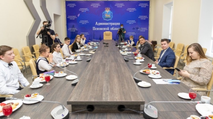 Акция «Губернаторский дневник» прошла в Псковской области - 2021-06-02 08:56:00 - 1