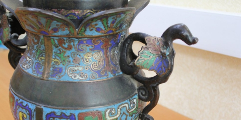 На псковской таможне предотвратили вывоз старинной вазы - 2021-06-07 16:15:00 - 1