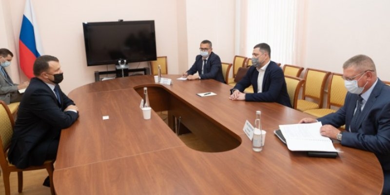 Губернатор встретился с представителем МВД при Посольстве Республики Беларусь - 2021-07-28 09:55:00 - 1