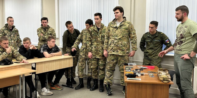 Занятия по тактической медицине прошли в Военном учебном центре ПсковГУ - 2023-11-19 19:05:00 - 1