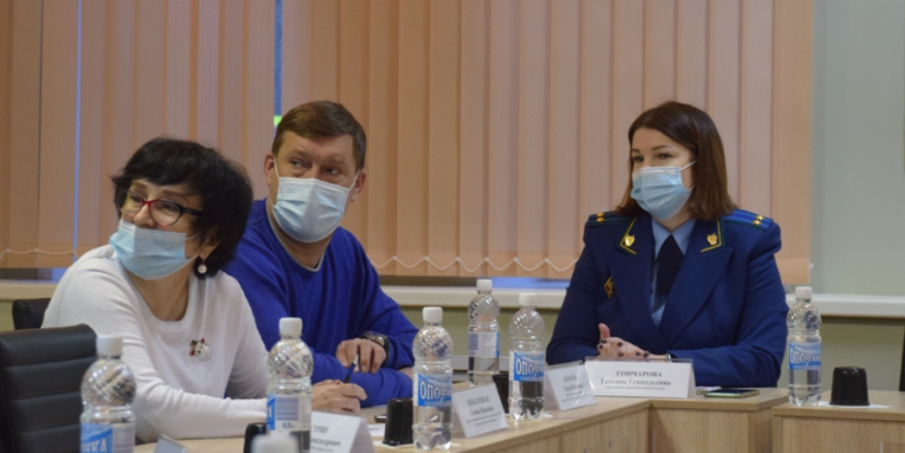 Во время новогодних праздников пункты вакцинации в Пскове продолжат свою работу - 2021-12-17 09:35:00 - 1
