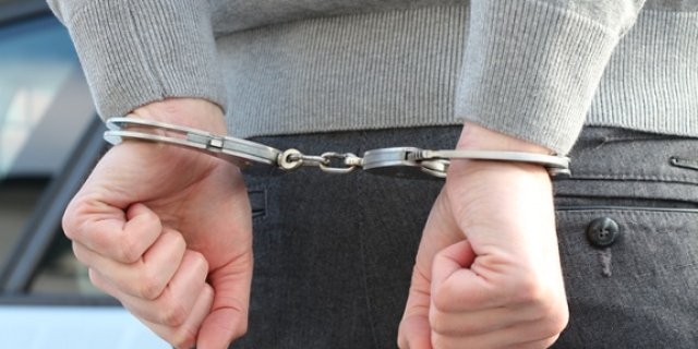 Двое петербуржцев организовали нарколабораторию в Плюсском районе - 2022-02-28 11:35:00 - 1