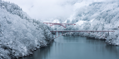 Снегопад стал причиной пробки на Крымском мосту - 2021-02-19 19:30:00 - 1