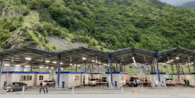 Через Верхний Ларс смогут пропускать больше машин - 2023-05-07 16:00:00 - 1