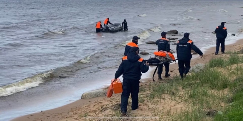 В Гдовском районе провели учения по обеспечению безопасности на воде - 2022-06-04 12:00:00 - 1
