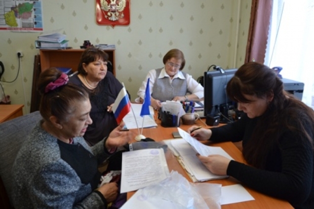 Студенты Великолукского медицинского колледжа почтили память медицинских работников, погибших в годы Великой Отечественной войны - 2016-12-08 14:21:00 - 1