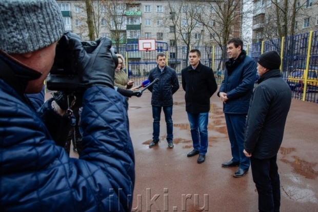 В Великих Луках успешно реализован первый этап проекта по формированию комфортной городской среды - 2017-11-16 13:26:00 - 1