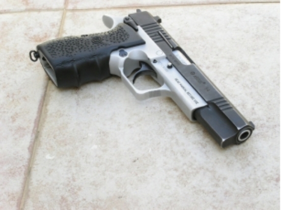 В Выборгском районе Ленинградской области у псковича изъяли огнестрельное оружие - 2016-10-10 10:42:00 - 1