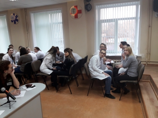 В Великолукском медицинском колледже прошел студенческий праздник «Люди в белых халатах» - 2017-11-26 14:03:00 - 1