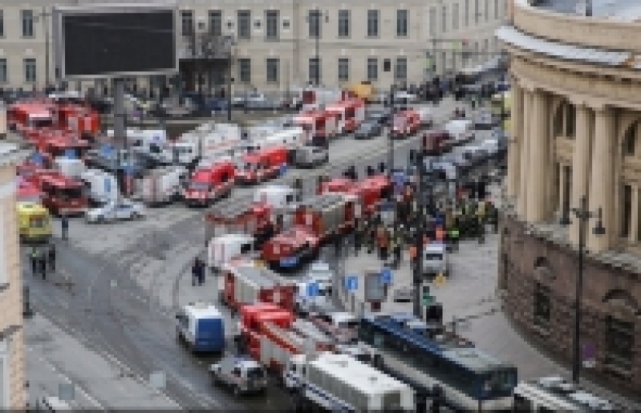 В рамках уголовного дела о взрыве в метро Санкт-Петербурга задержаны 8 подозреваемых - 2017-04-07 09:13:00 - 1