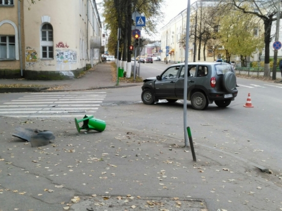 Видеофакт: основные причины ДТП в Великих Луках - 2016-10-11 15:13:00 - 1