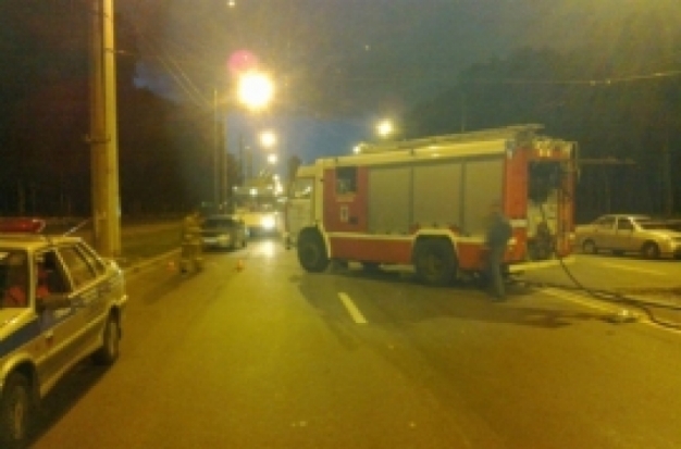 Легковушка попала в ДТП на улице Смольной в Бежаницах - 2017-01-06 11:51:00 - 1