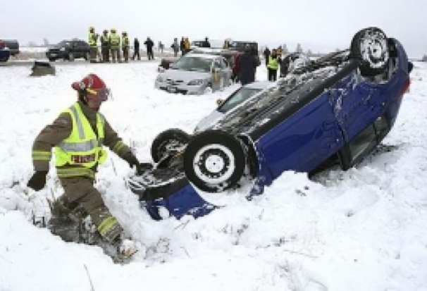 Сразу три автомобиля попали в ДТП на 15-м километре трассы Псков – Палкино - 2017-02-18 18:03:00 - 1